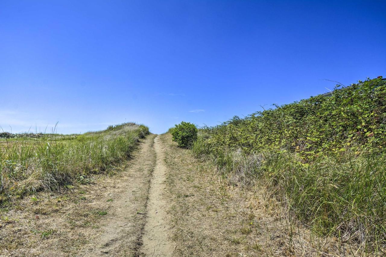 Coastal Pnw Gem With Hot Tub - Walk To Beach! Grayland Екстер'єр фото