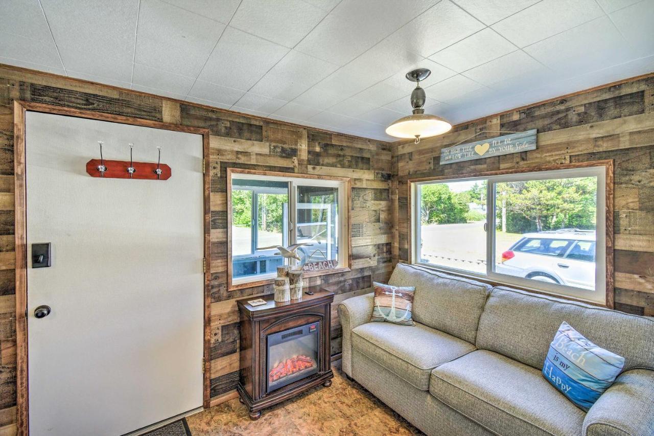 Coastal Pnw Gem With Hot Tub - Walk To Beach! Grayland Екстер'єр фото